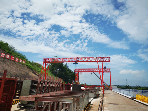 廣西南寧龍門吊廠家 定期對龍門吊進行維護保養