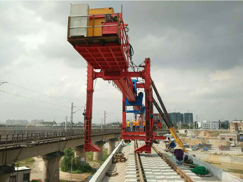 32-180單導梁架橋機.